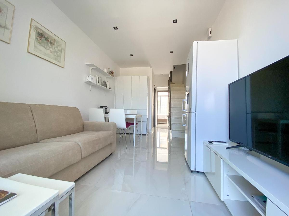 New Modern Deluxe Apartment In Kallithea Kallithea  Екстериор снимка