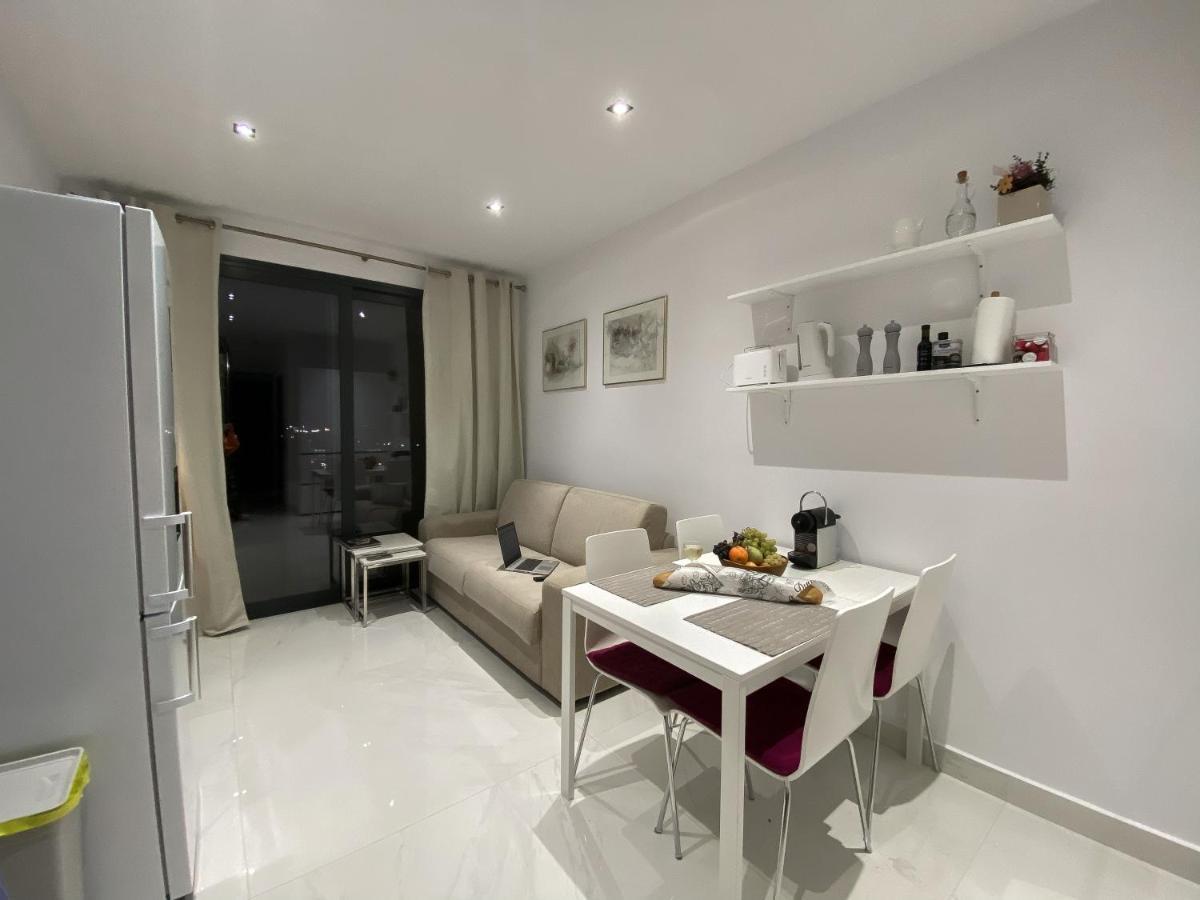 New Modern Deluxe Apartment In Kallithea Kallithea  Екстериор снимка